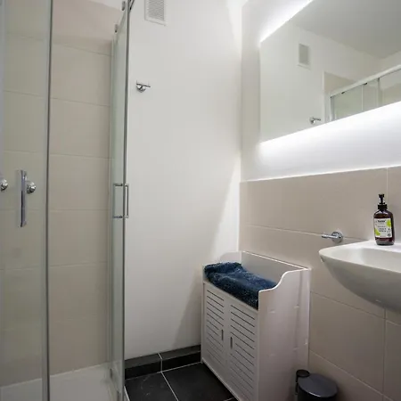 Krabbenkutter Mit Sonnigem Suedbalkon! * Büsum