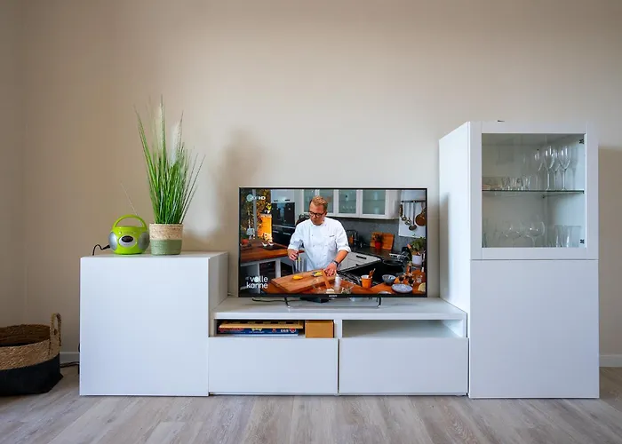 Krabbenkutter Mit Sonnigem Suedbalkon! * Büsum